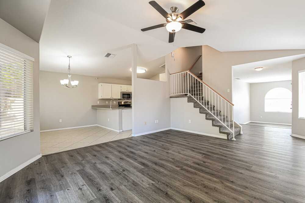 1042 N Blackbird Dr - Photo 7 of 17