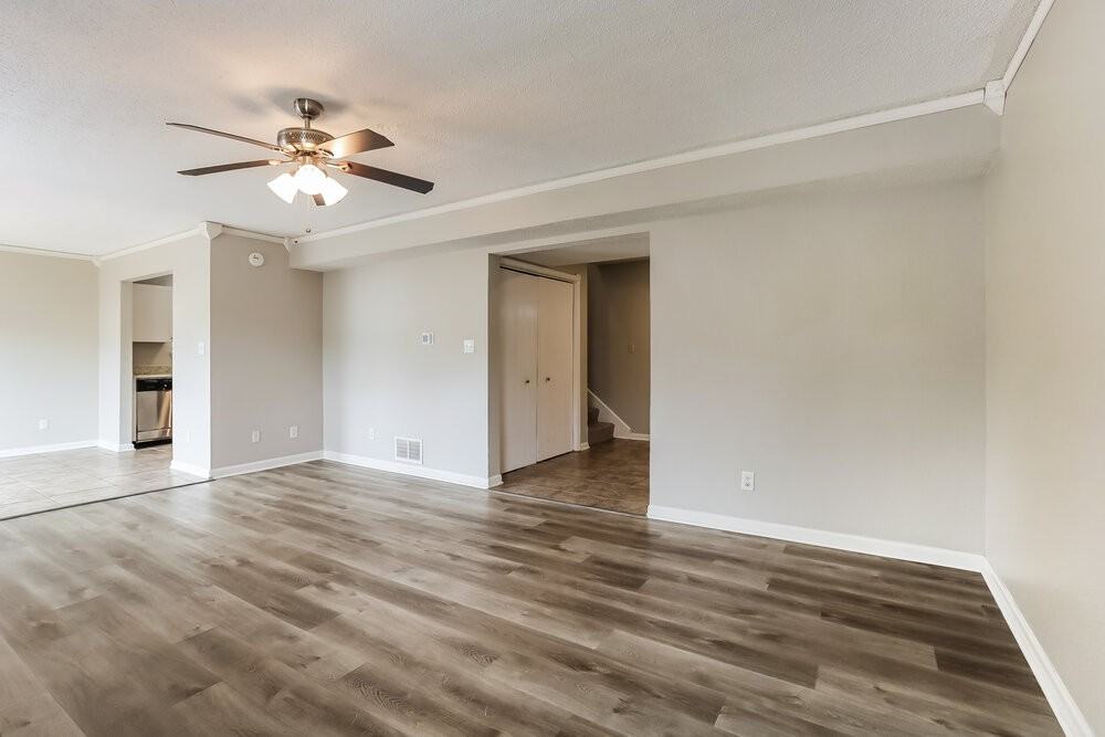6336 Long River Ln - Photo 4 of 17