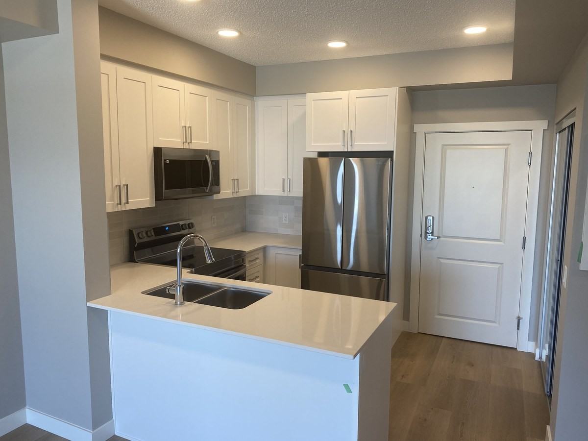 12804 140 Ave Nw - Photo 5 of 19