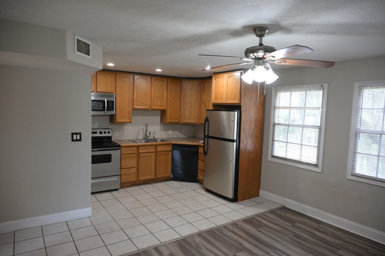 3569 Khayyam AvenueUnit 18 #18 - Photo 2 of 9