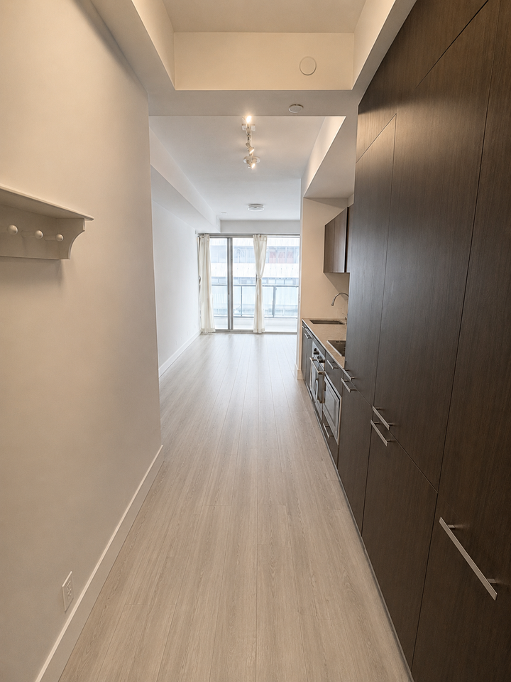50 Charles Street East #1506 - Photo 2 of 15