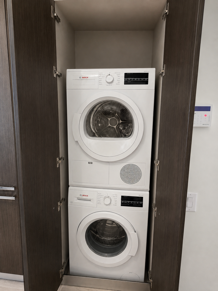 50 Charles Street East #1506 - Photo 3 of 15