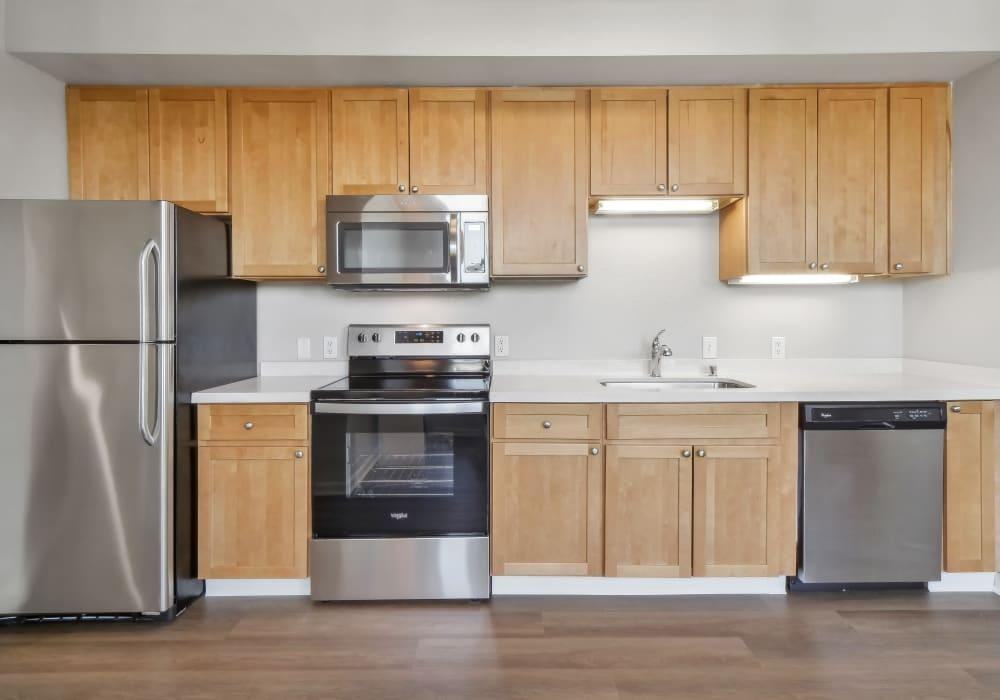 203 Coggins Dr - Photo 3 of 11