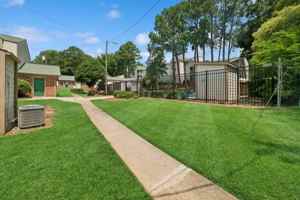 featured image of 1351 Sharon Rd W