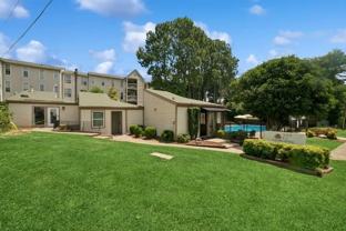 1351 Sharon Rd W - Photo 1 of 1