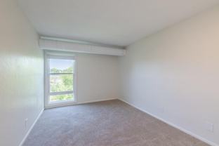 240 Central Ave N - Photo 1 of 1