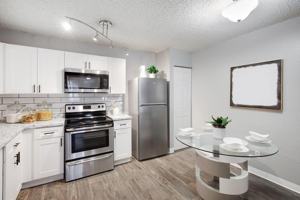 featured image of 6816 W Bethany Home Rd