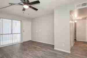 featured image of 6816 W Bethany Home Rd
