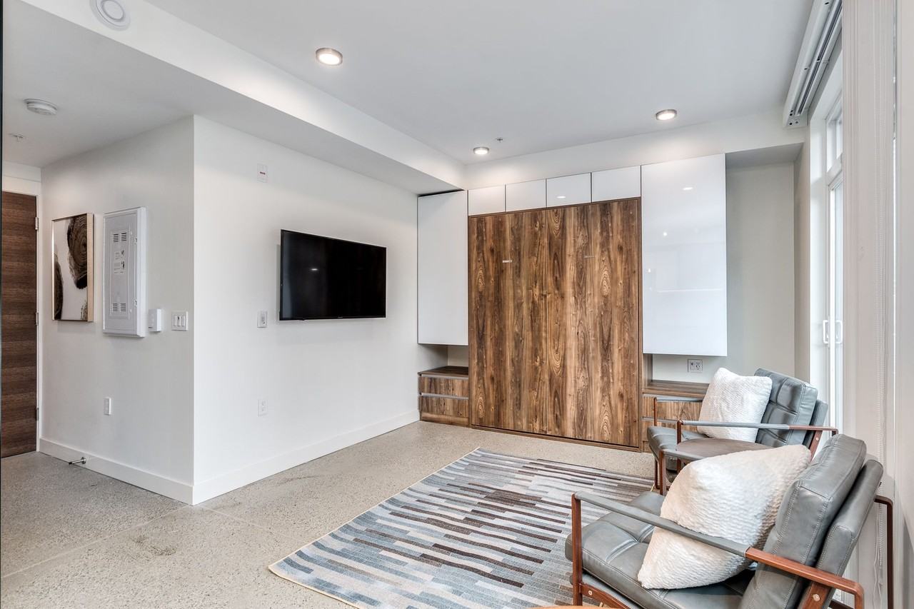1170 Barclay Street #001 - Photo 3 of 18