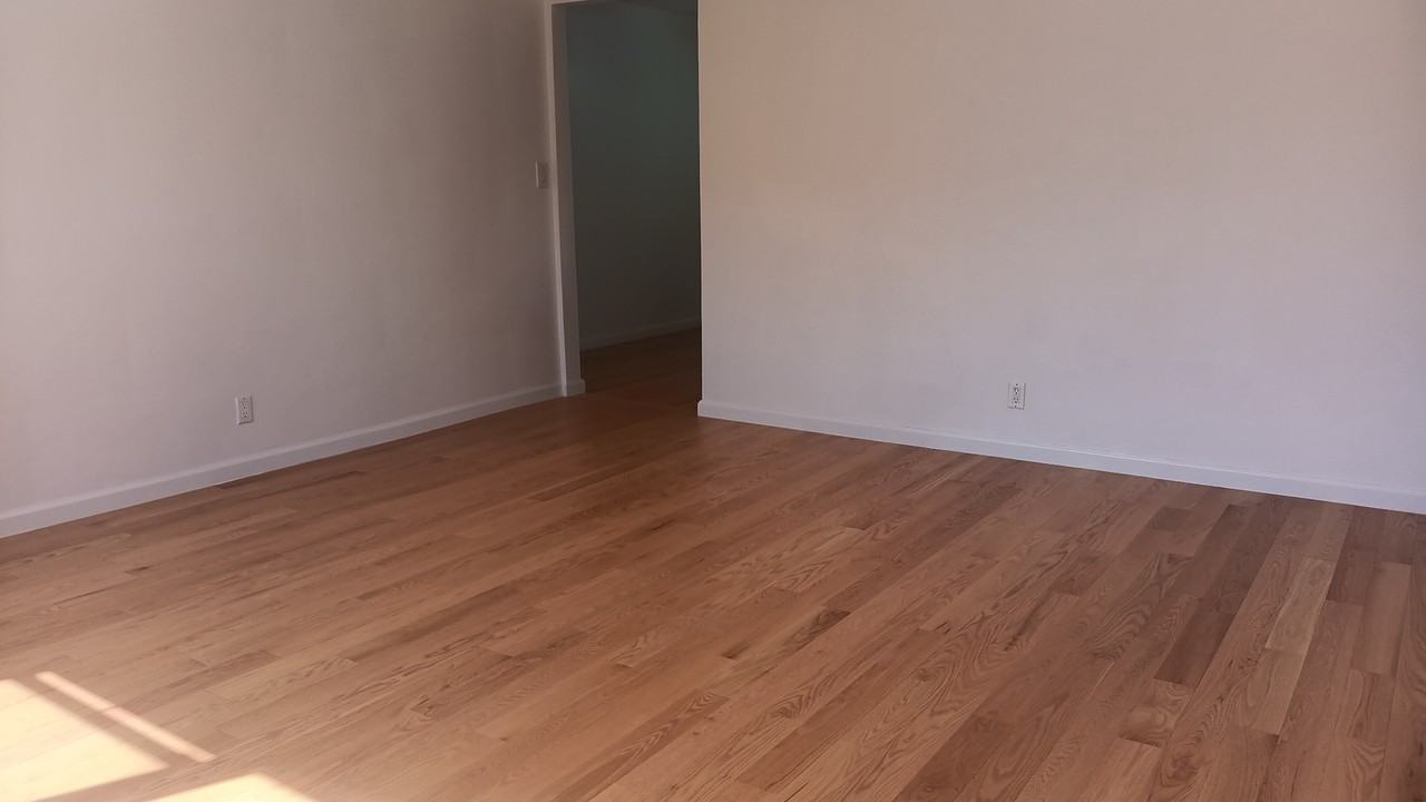 1746 63rd Street #2F - Photo 5 of 7