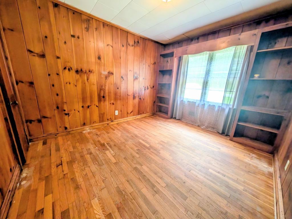 2479 E Main St - Photo 6 of 14