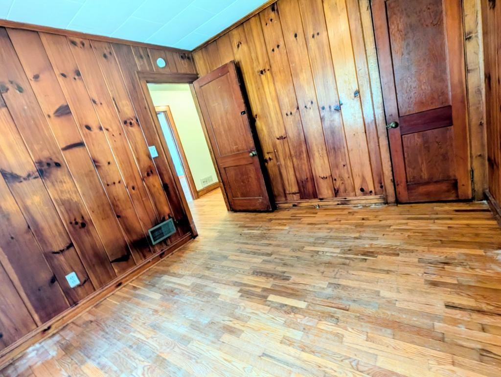 2479 E Main St - Photo 7 of 14