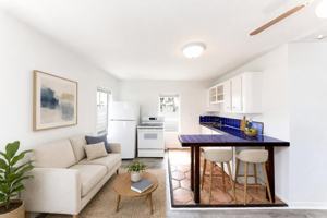 featured image of 417 Mayflower Rd #UPPER
