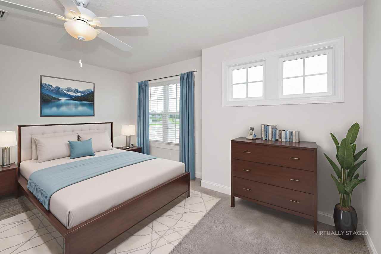 1040 1040 Walker Point Way - Photo 5 of 25