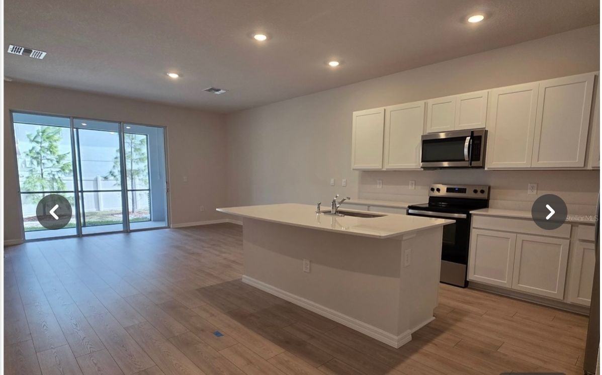 11846 Davis Dr - Photo 3 of 3