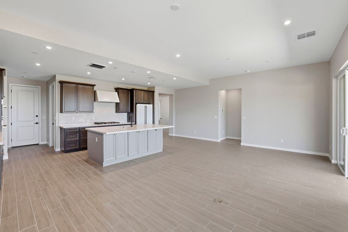 941 Cumberwood Ct - Photo 5 of 32