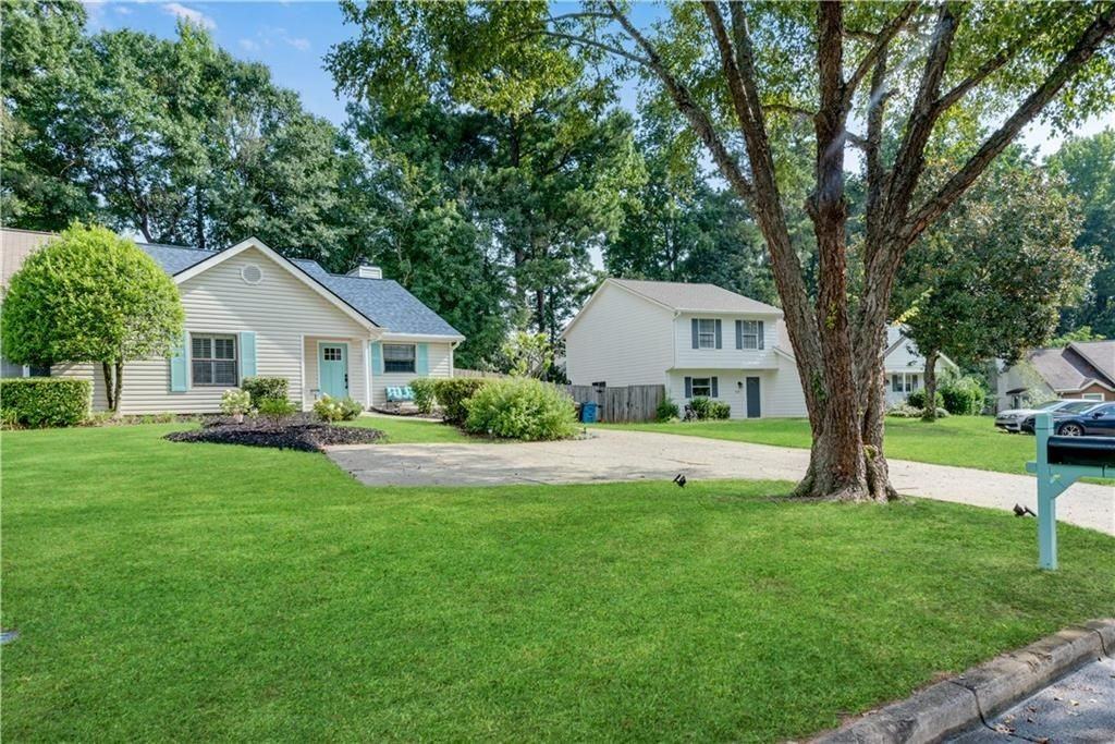 5097 Village Green Way - Photo 4 of 39