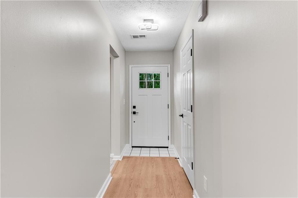 5097 Village Green Way - Photo 7 of 39