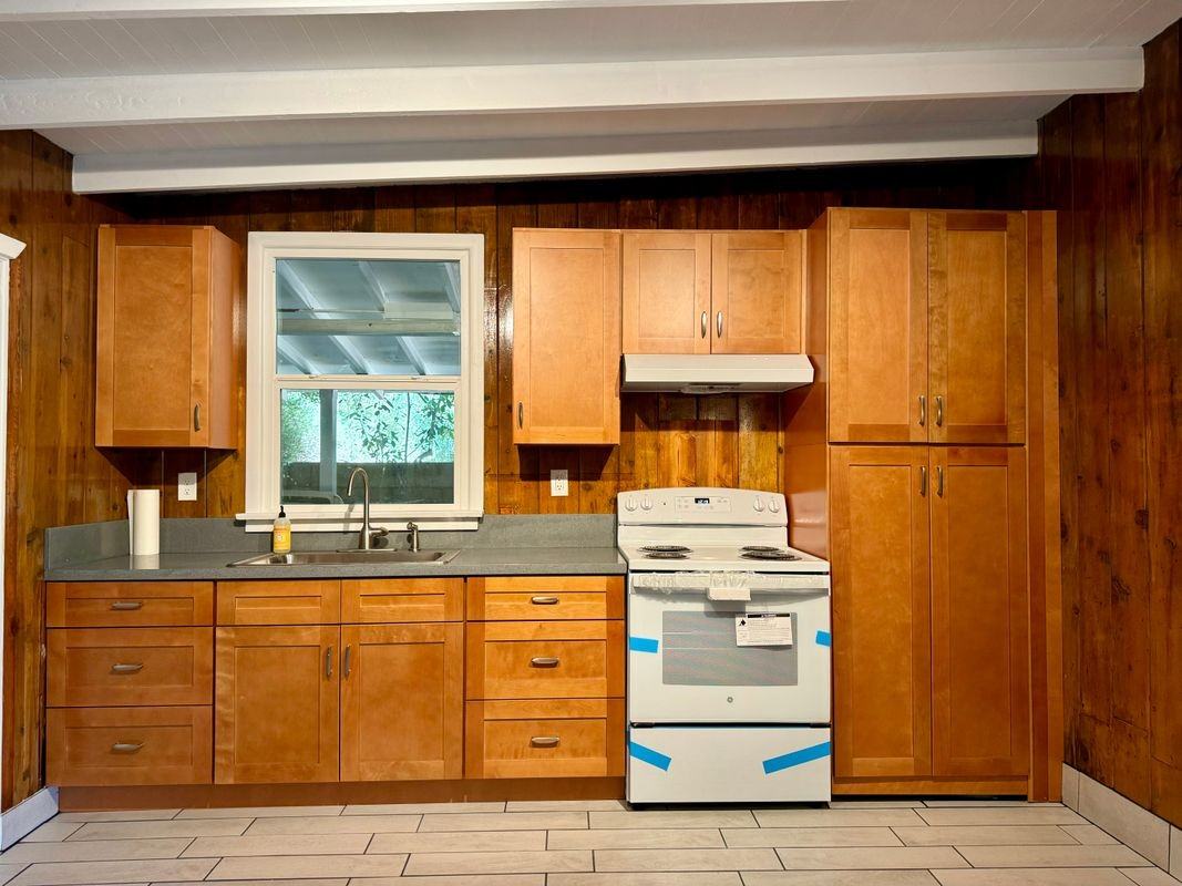 1619 Oak Dr - Photo 7 of 21
