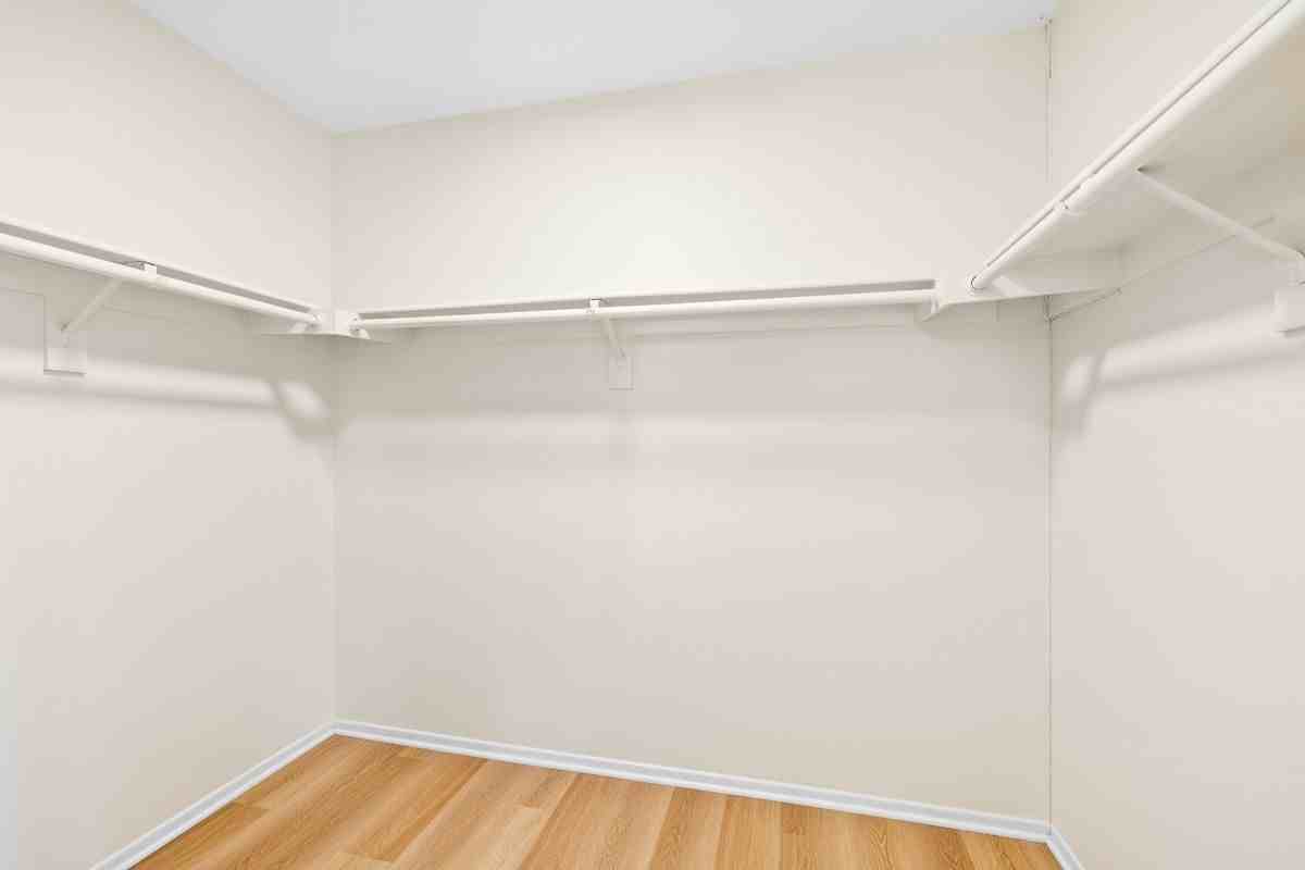 2163 Sun Ridge Dr - Photo 4 of 35