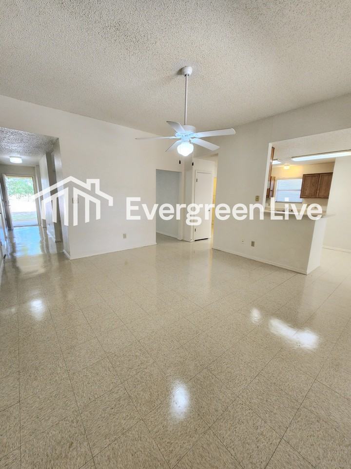 2241 Zuni Ct - Photo 6 of 24