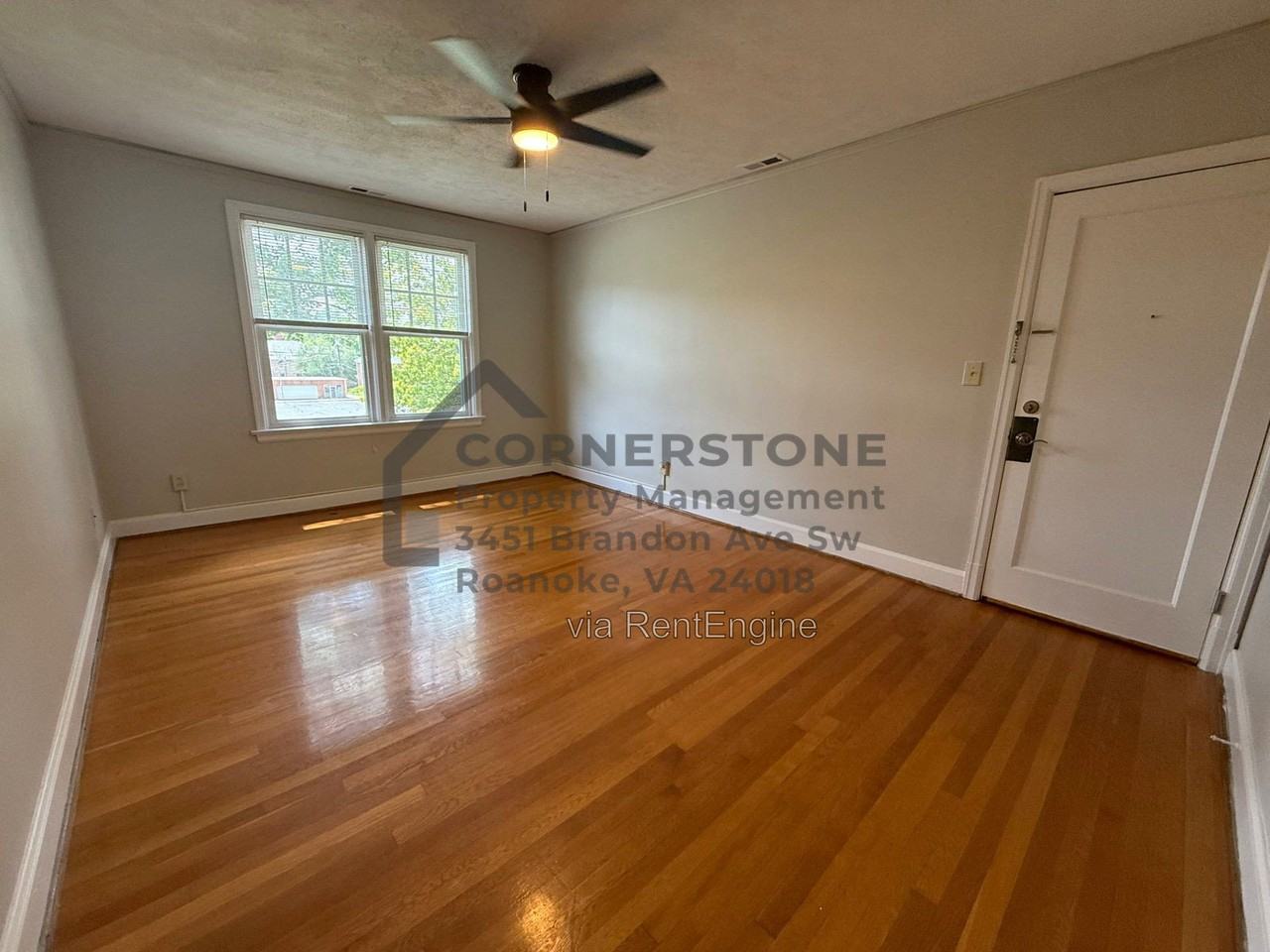 353 Highland Ave Sw #3 - Photo 6 of 15