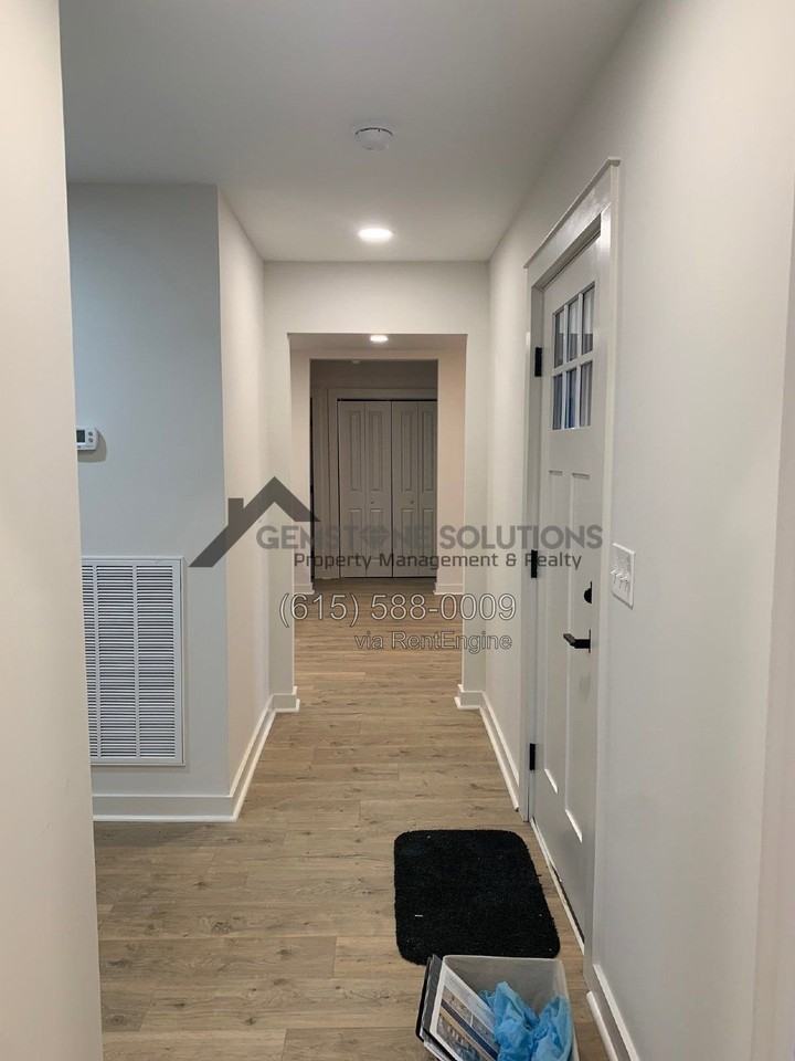 217 Oxford Dr - Photo 3 of 18