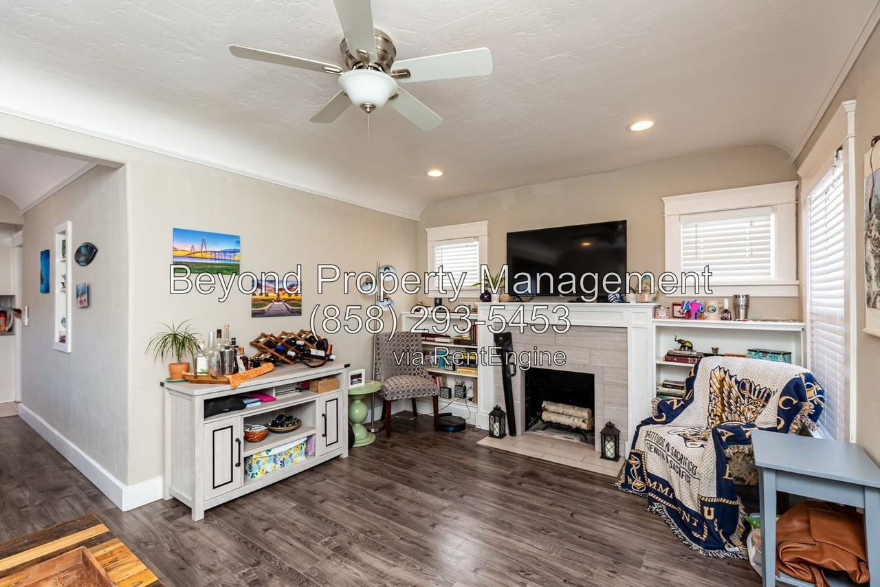 4346 38th St - Photo 2 of 18