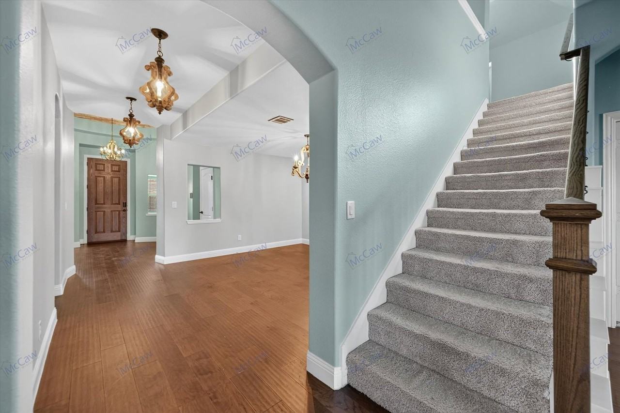 1416 Alexander Dr - Photo 3 of 23
