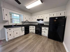 1103 Lakeview Pl - Photo 1 of 1