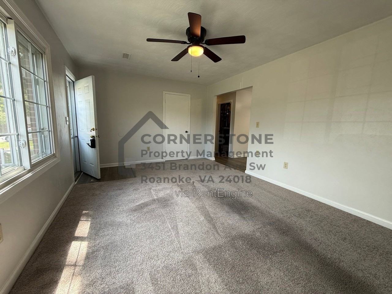 1103 Lakeview Pl - Photo 7 of 21