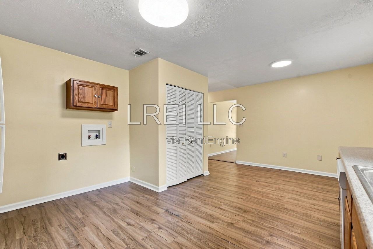 4014 Parthenia Ave - Photo 5 of 12