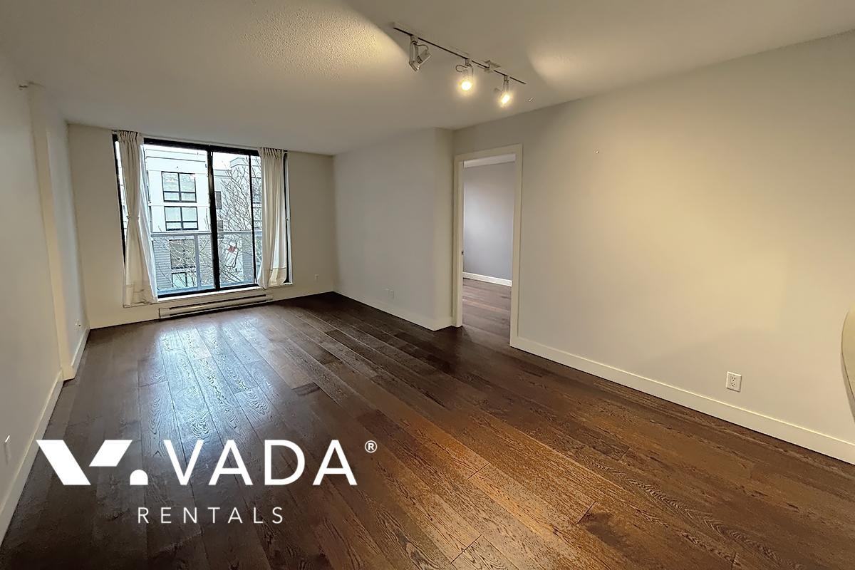 3638 Vanness Ave - Photo 2 of 12