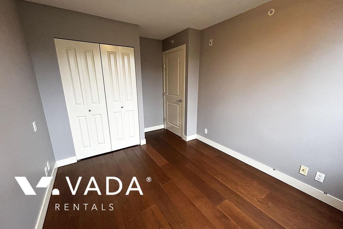3638 Vanness Ave - Photo 7 of 12