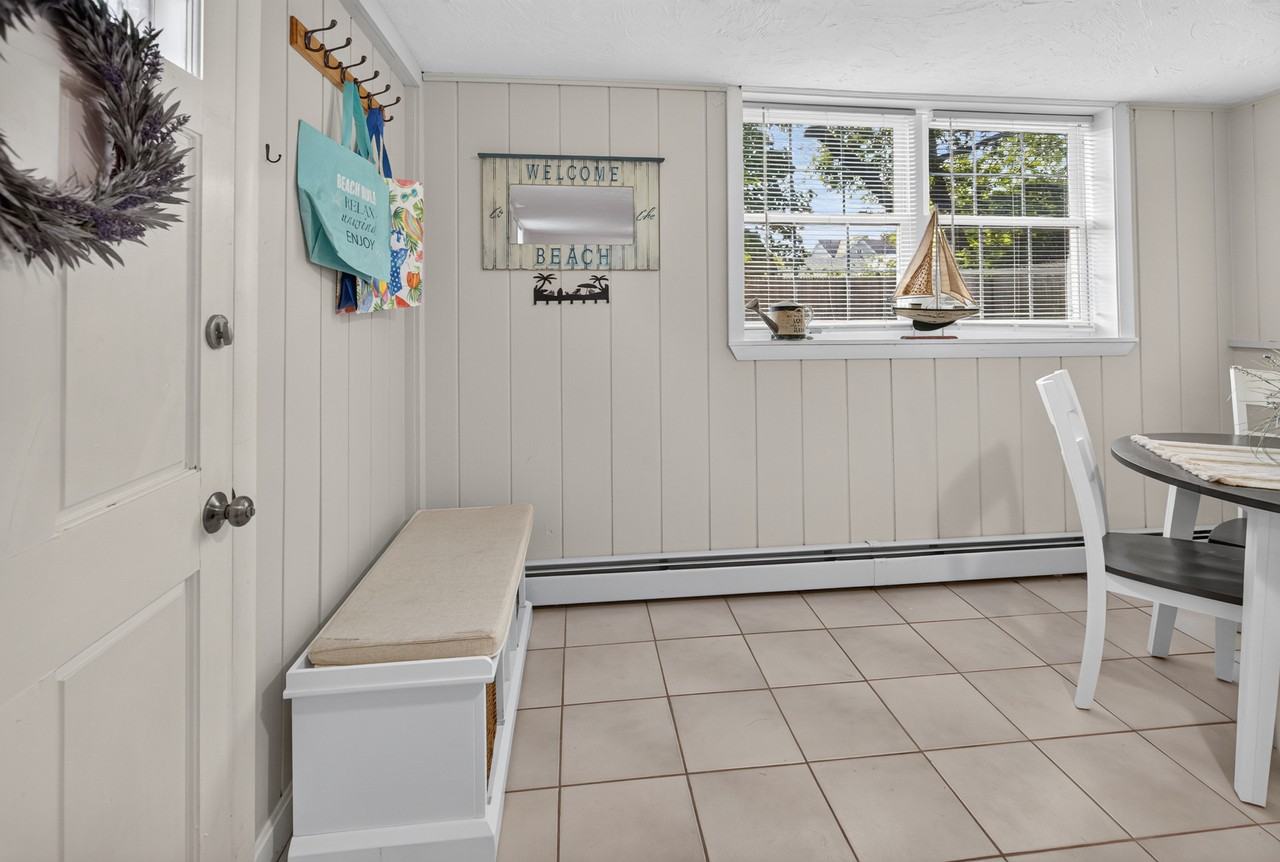 52 Beach St #2 - Photo 3 of 22