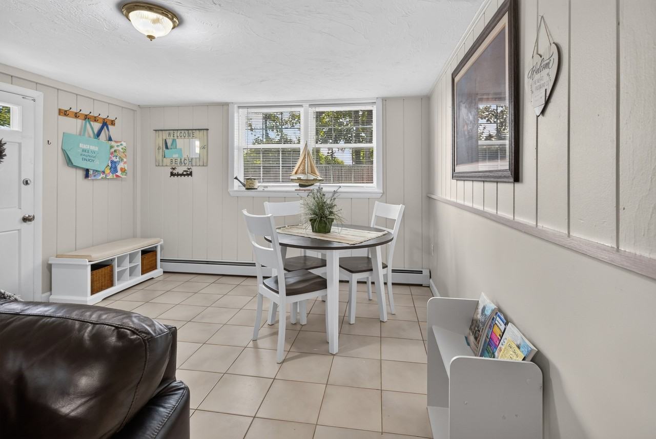 52 Beach St #2 - Photo 5 of 22