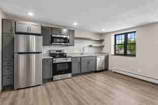 321 6th St E #10 - Photo 1 of 1