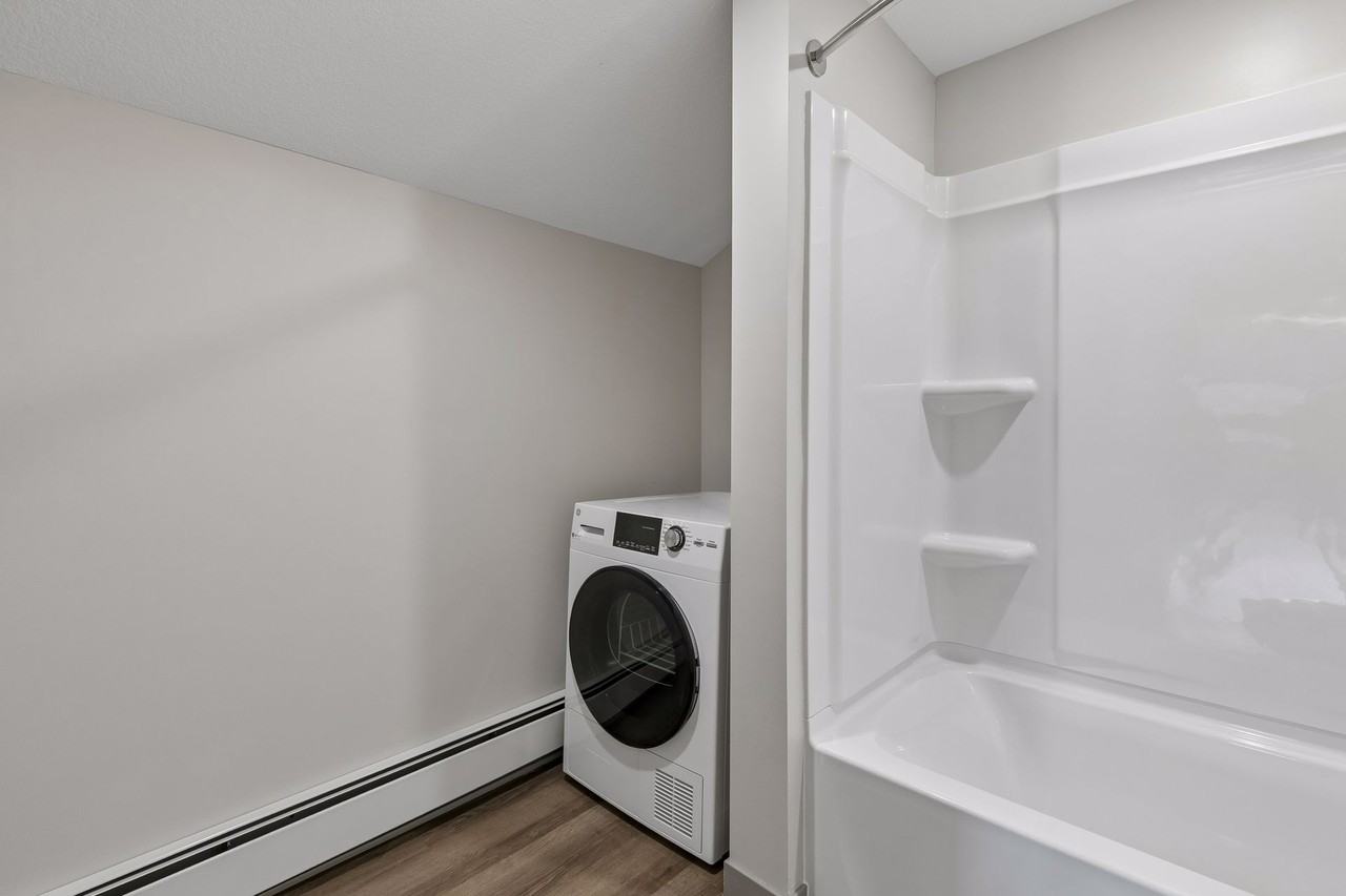 321 6th St E #10 - Photo 7 of 10