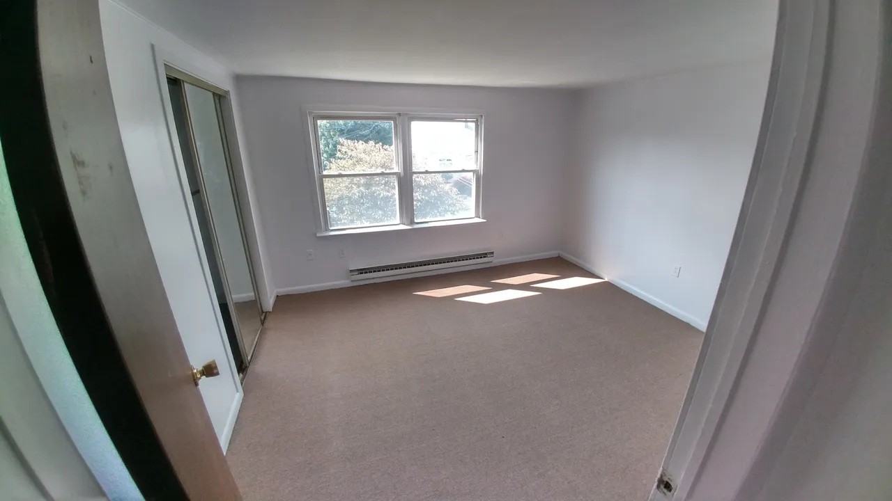 14 N Woodside Ave #2ndFL - Photo 4 of 11