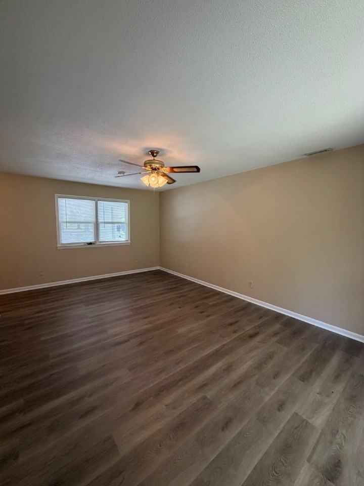 165 Scott Hills Dr - Photo 6 of 15