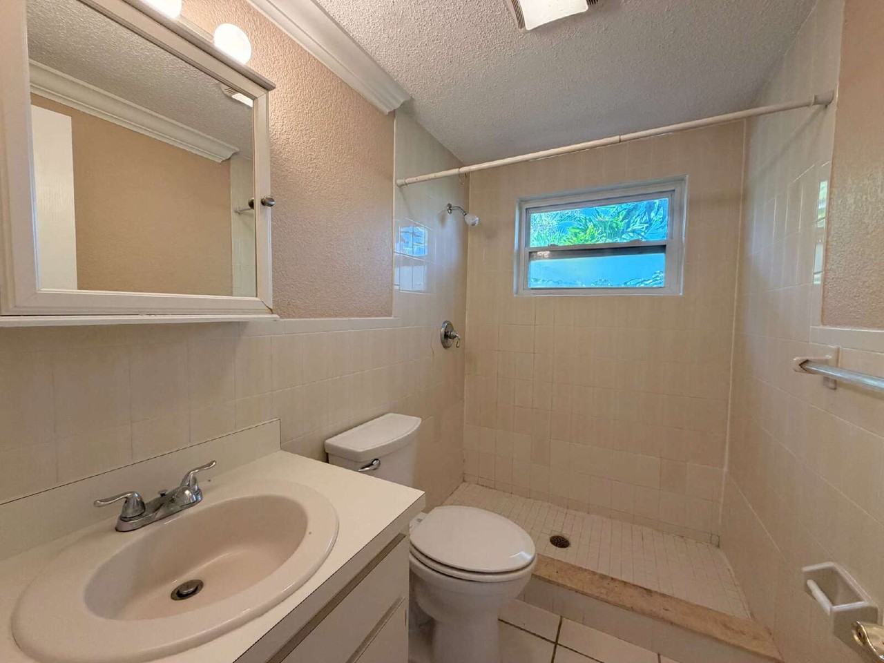1115 Powersong St - Photo 6 of 11