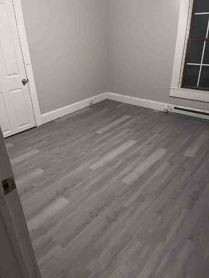 438 Crews St - Photo 5 of 13