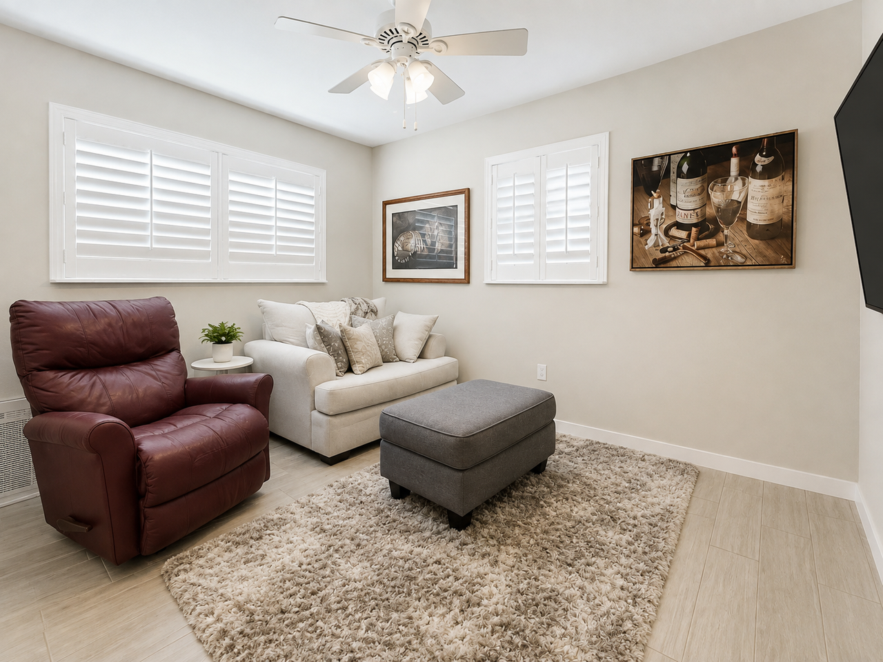 4370 Arbor Way - Photo 4 of 13