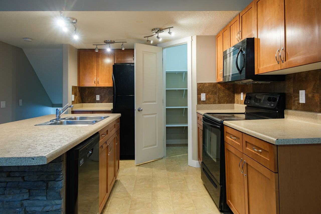 5412 Thibault Wynd Nw - Photo 5 of 12