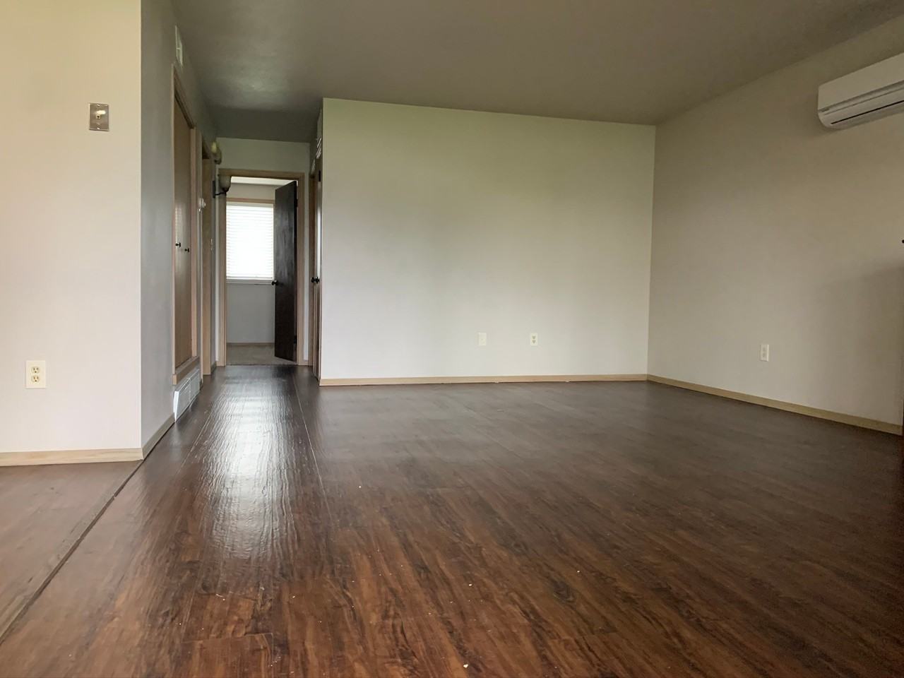 1604 Sand Ct - Photo 7 of 16