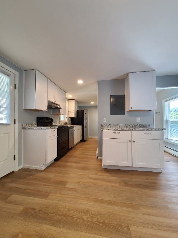40 Sullivan St #2 - Photo 2 of 21
