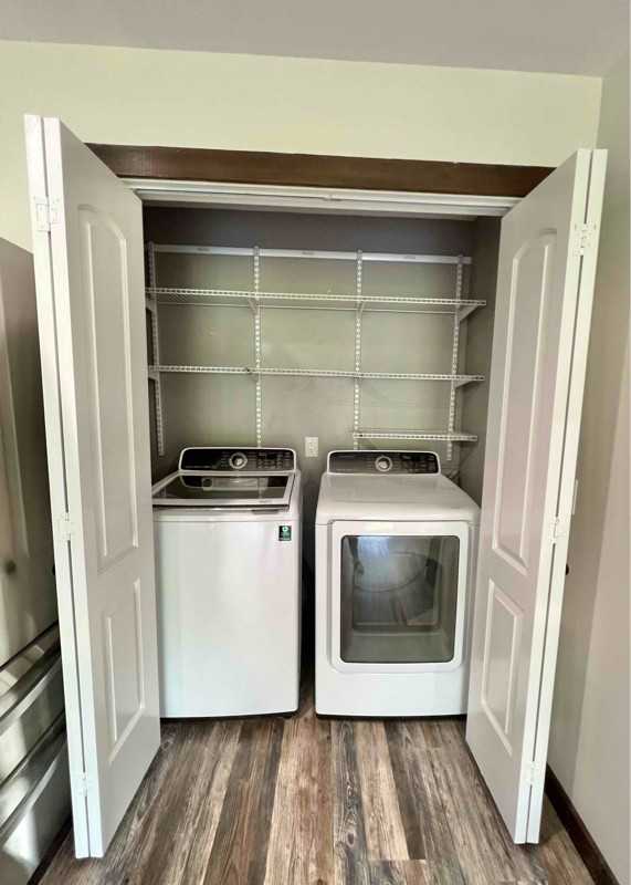 296 Anderson Ln #B - Photo 3 of 9