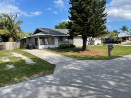 featured image of 4591 Se Roaring Brook Way