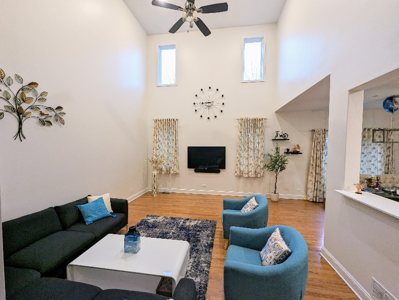 394 E Tall Oaks Ln - Photo 2 of 24