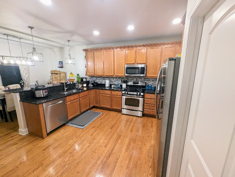 394 E Tall Oaks Ln - Photo 6 of 24